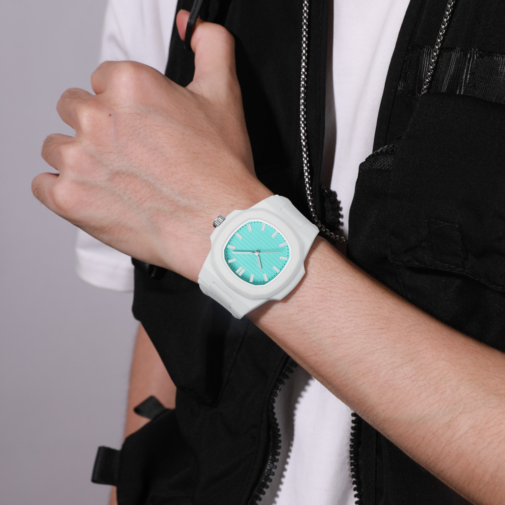 Carter Quartz Watch