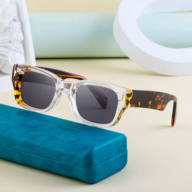 Kailua Retro Sunglasses - Hayes Carter