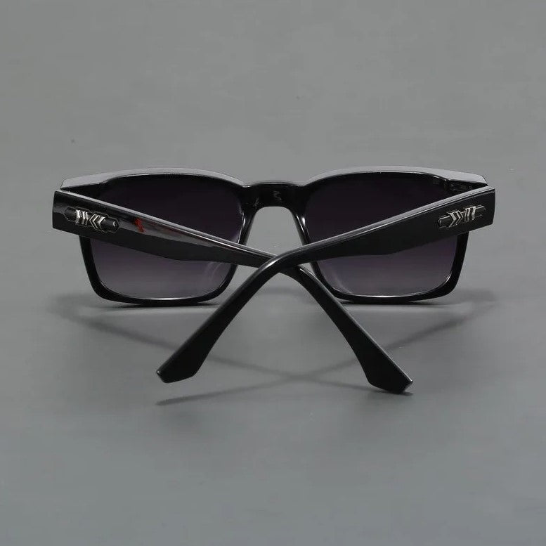 Logan Retro Sunglasses - Hayes Carter