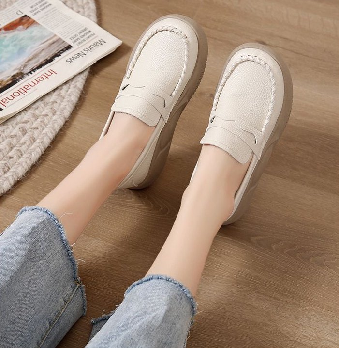 Women's Classiqe Loafers - Hayes Carter